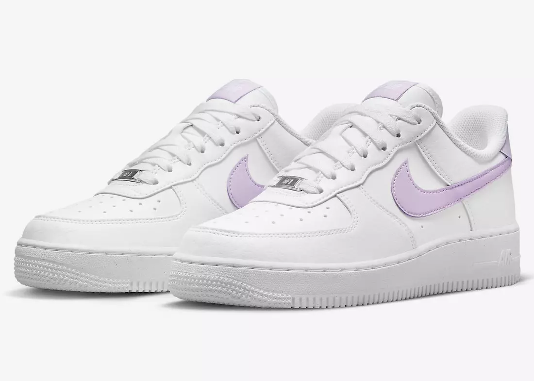 Nike Air Force 1 Next Nature, Lila Pembe Swoosh ile Görünüyor