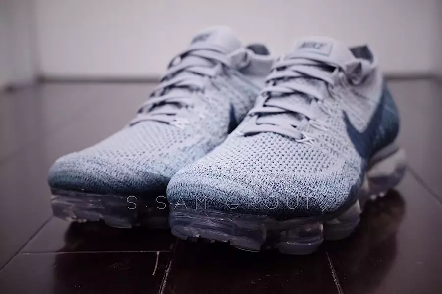 Nike Air VaporMax Серый Темно-синий