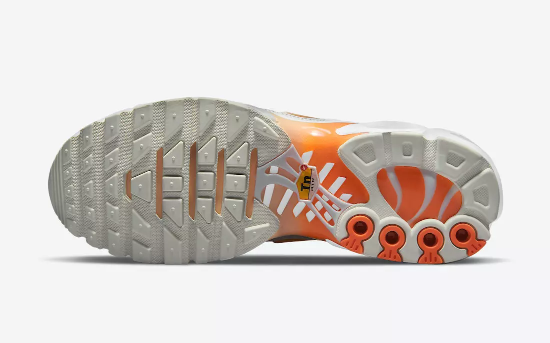 Nike Air Max Plus White Orange DM3033-100 Датум на издавање