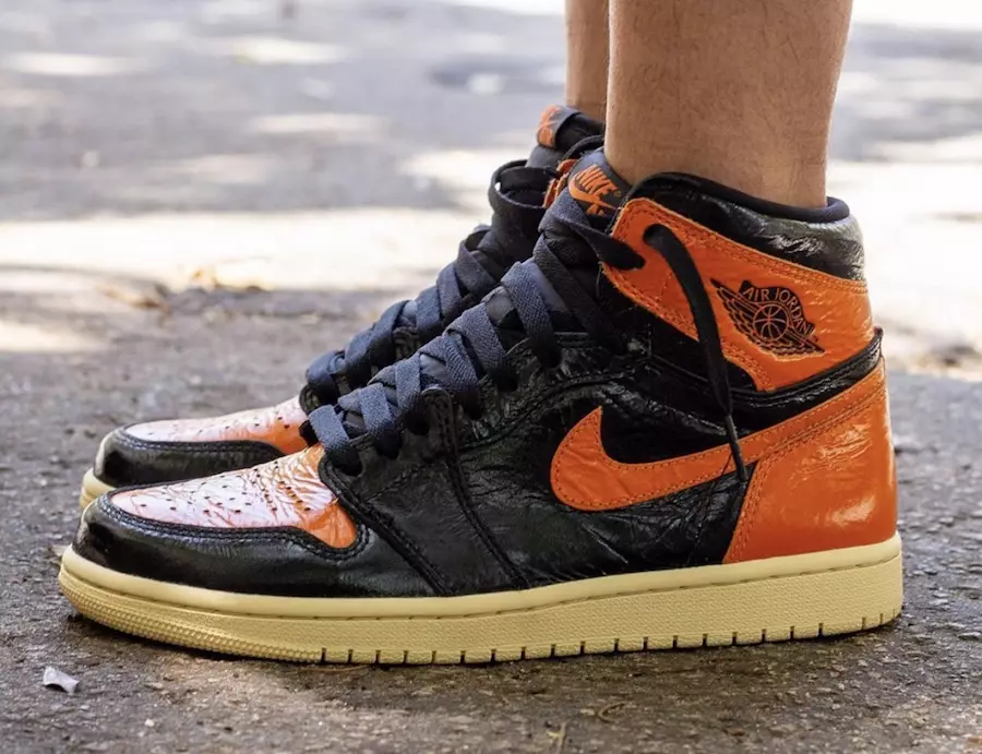 Air Jordan 1 Shattered Backboard 3.0 555088-028 2019 გამოშვების თარიღი ფეხით