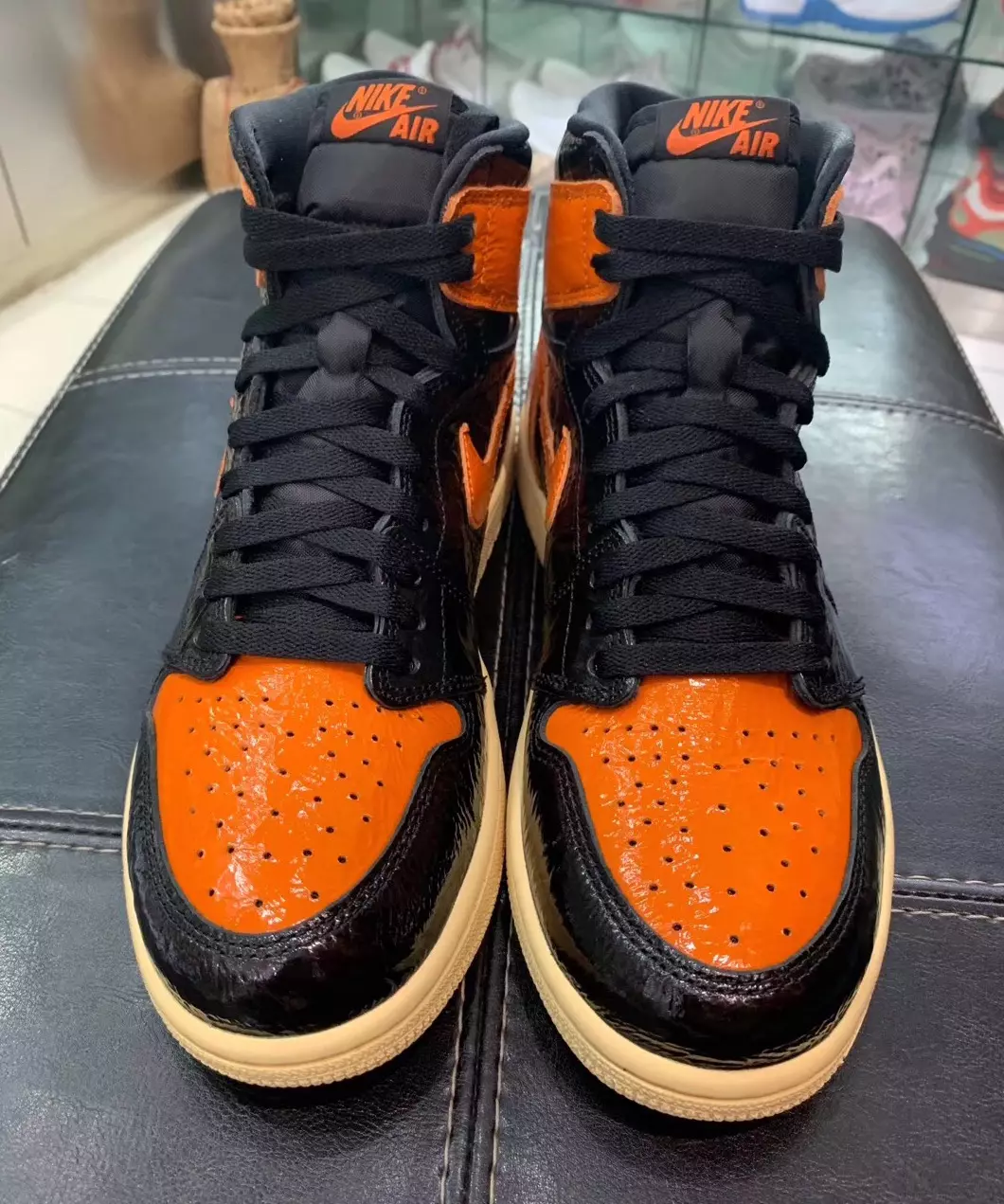 Air Jordan 1 High OG Shattered Backboard 3.0 555088-028 2019 Датум на издавање