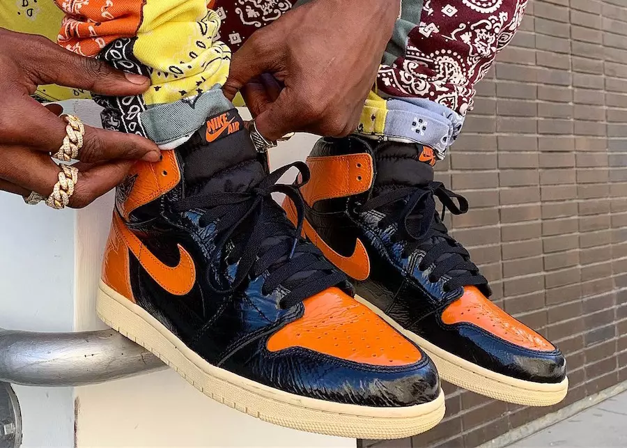 Air Jordan 1 Shattered Backboard 3 2019 555088-028 На ходу