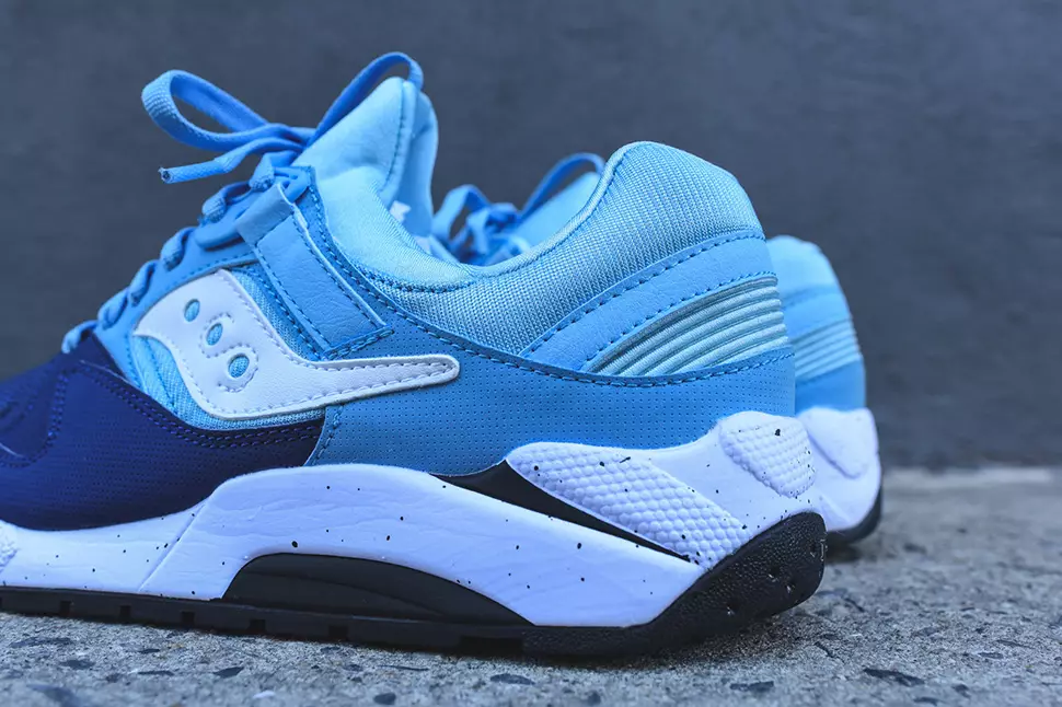 Saucony Grid 9000 Marine Lichtblauw