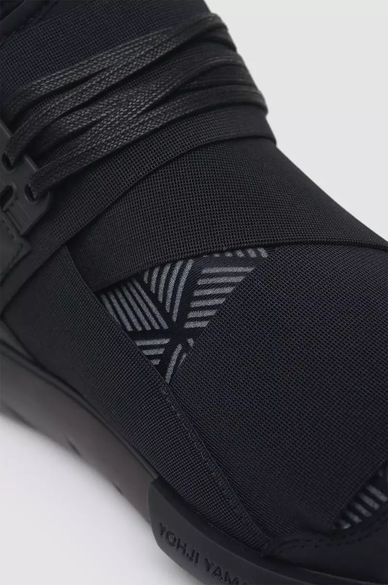 Y-3 Qasa High Top Црно