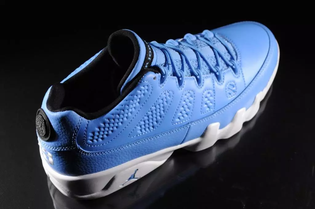 Air Jordan 2 Low Air Jordan 9 Low University Blue Pack