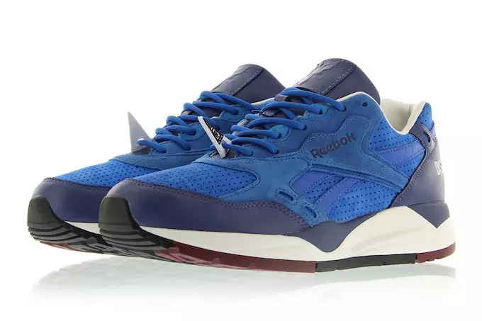 زندگی متمایز x Reebok Bolton Blue Spirit