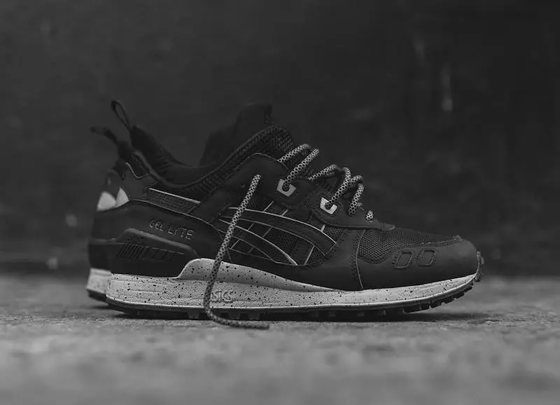 ASICS Gel Lyte III ортаңғы үстіңгі етік қара және сұр түсті