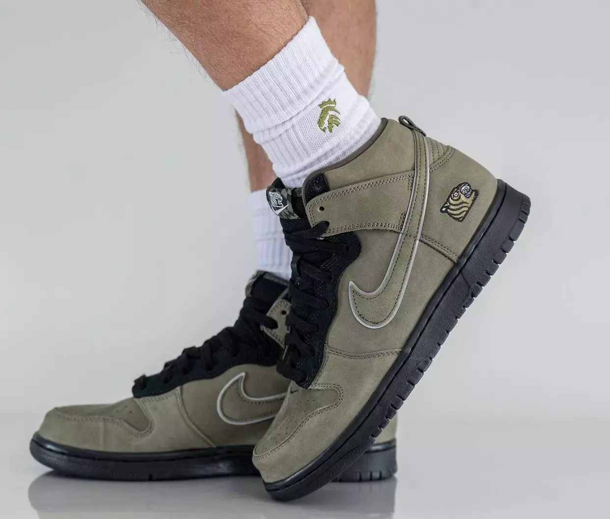 SoulGoods Nike SB Dunk High DR1415-200 Útgáfudagur á fótum