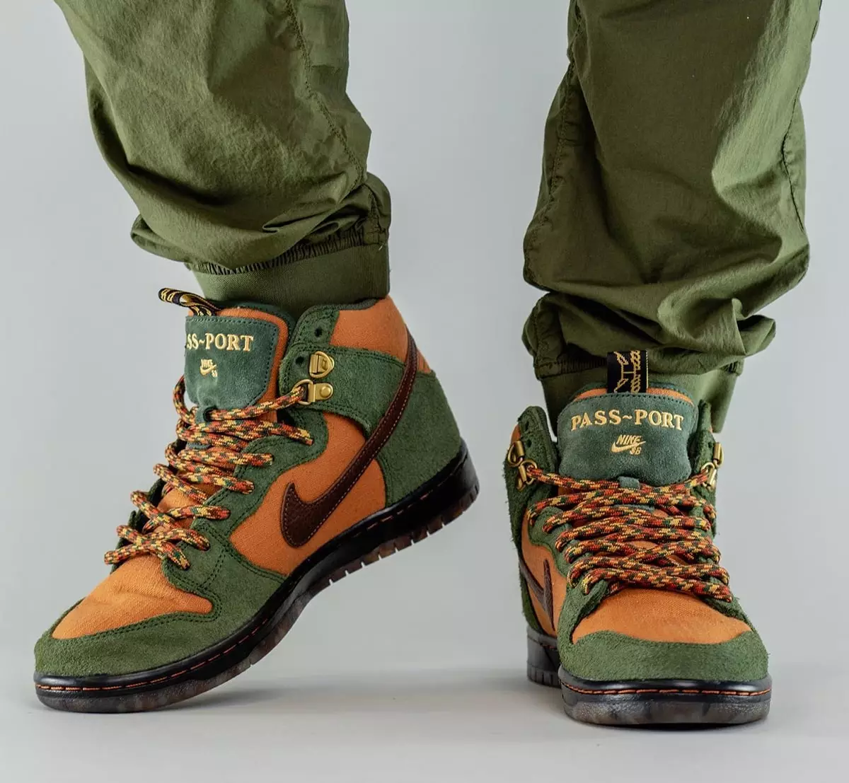 Pass~Port x Nike SB Dunk High Workboot DO6119-300 Data de lançamento nos pés