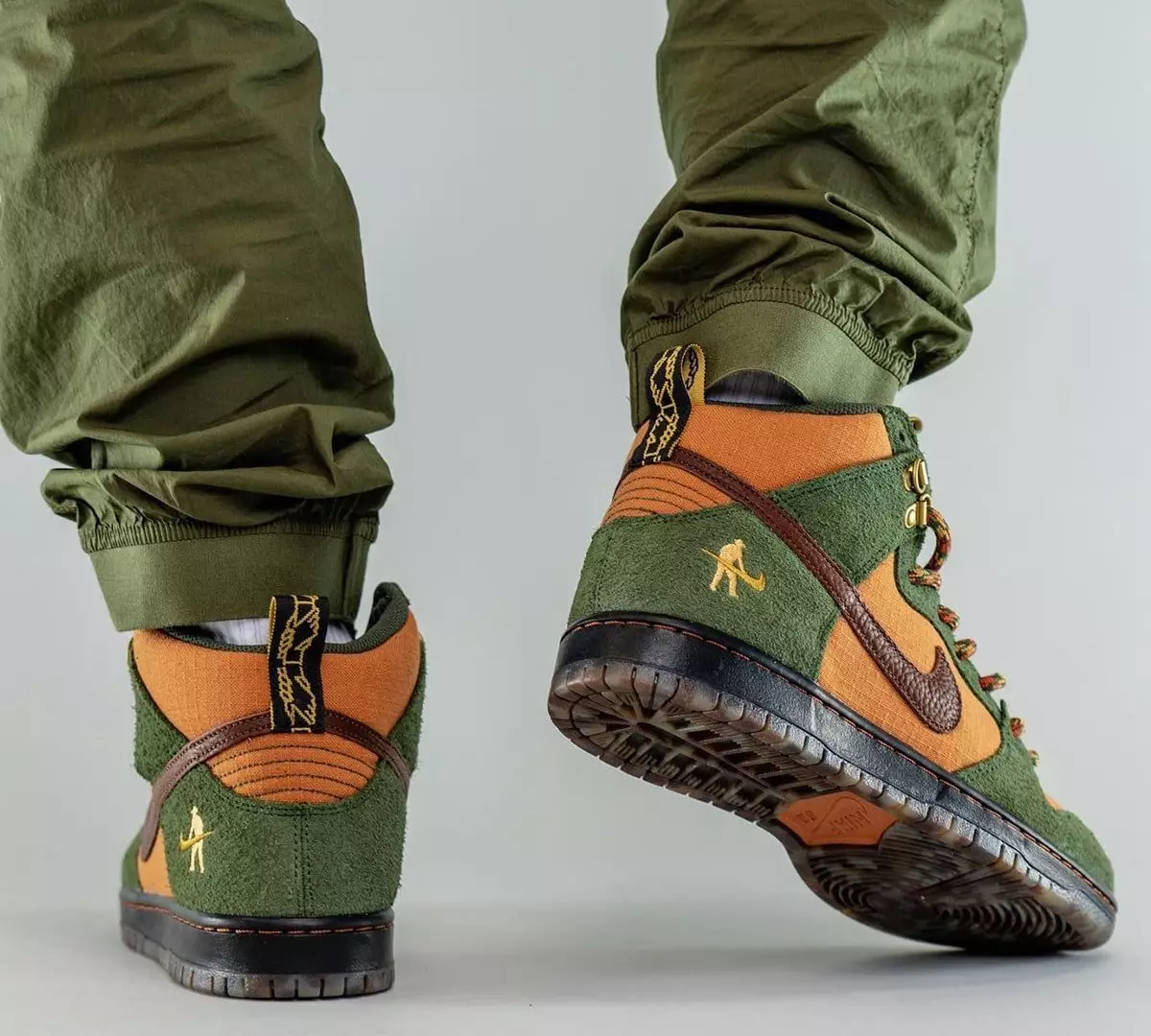 Pass~Port x Nike SB Dunk High Workboot DO6119-300 Datum vydání na nohou