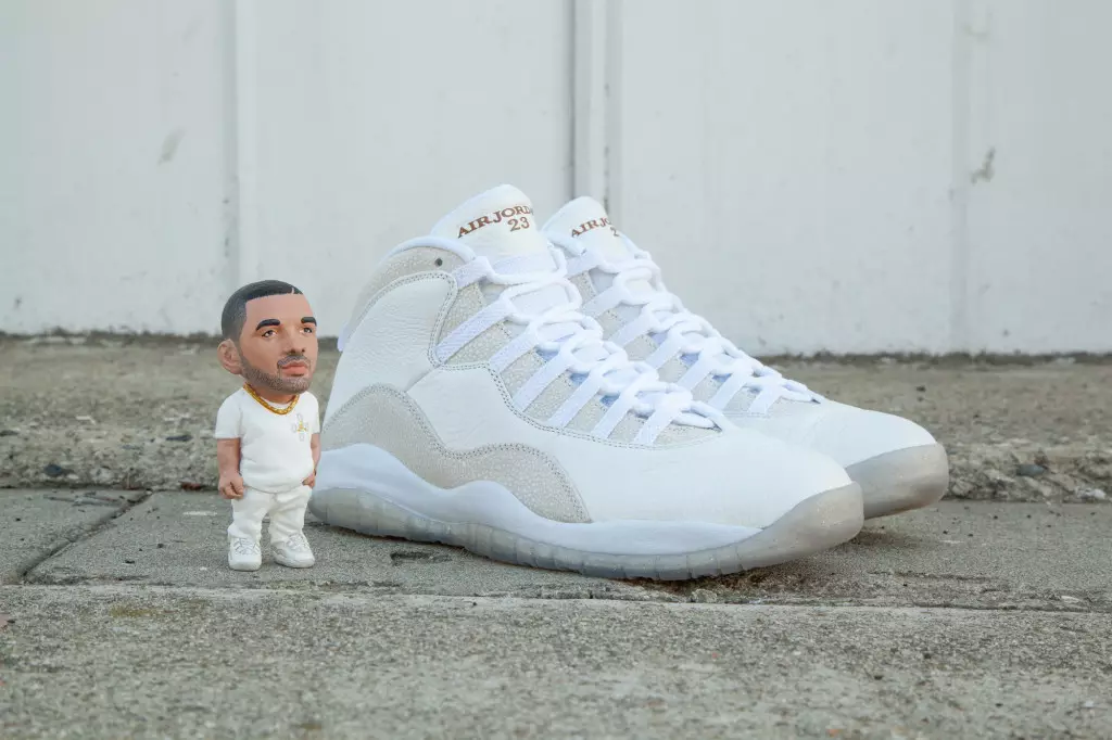 Doplnenie návnady Air Jordan 10 Drake OVO