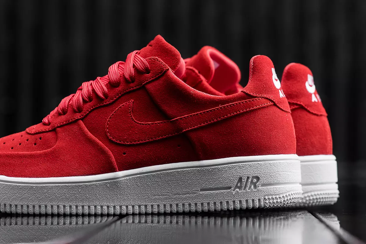 Nike Air Force 1 UltraForce Track punane