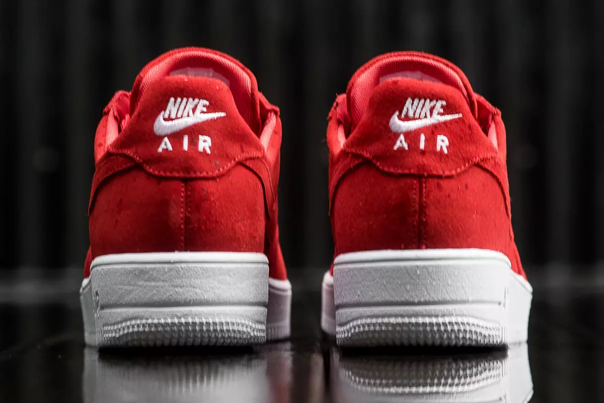 Nike Air Force 1 UltraForce Track Merah