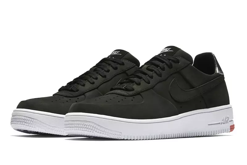 كريستيانو رونالدو مستوحى من Nike Air Force 1-