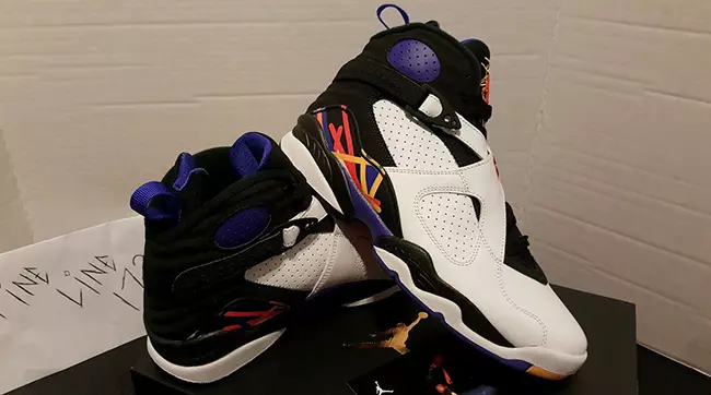 Three Peat Air Jordan 8 De trei ori un farmec