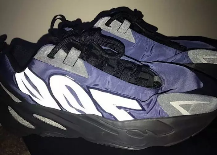 adidas Yeezy Boost 700 MNVN ခရမ်းရောင် နမူနာ