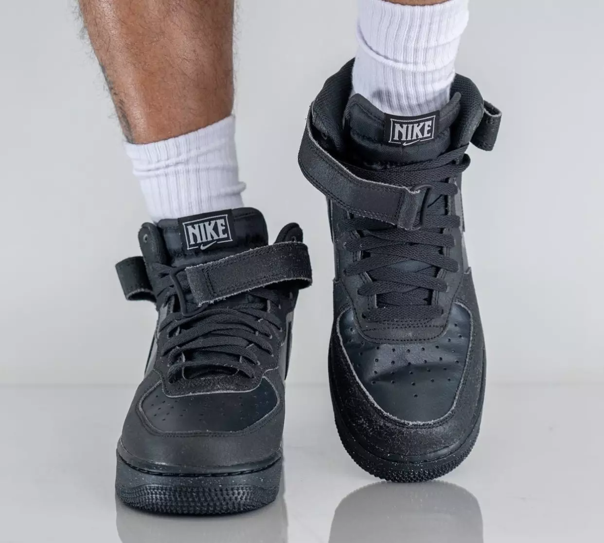 Nike Air Force 1 Mid Off Noir Black DQ7666-001 გამოშვების თარიღი On-Feet