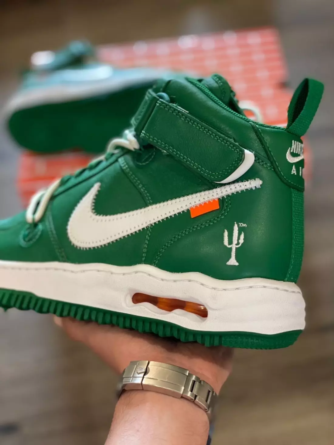 Off-White Nike Air Force 1 Mid Pine Green DR0500-300 Дата выпуска