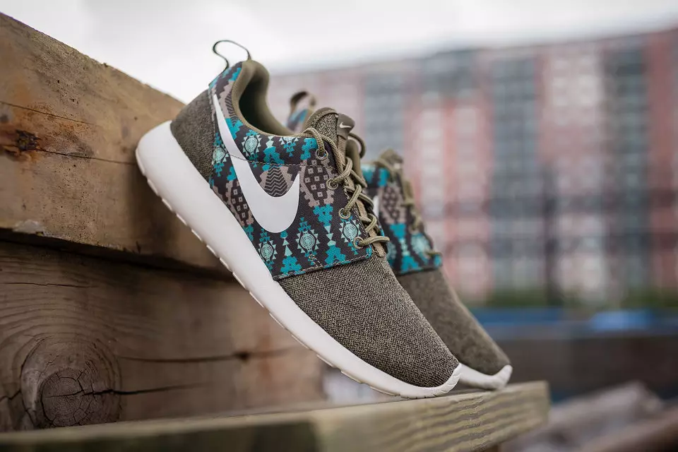 Nike Roshe One Iguana