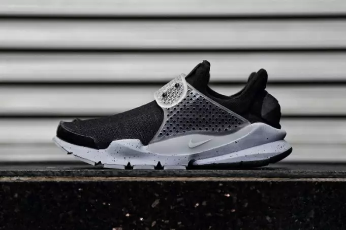 fragment design Nike Sock Dart Black Oreo