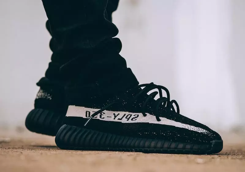 adidas Yeezy Boost 350 V2 Core White Black