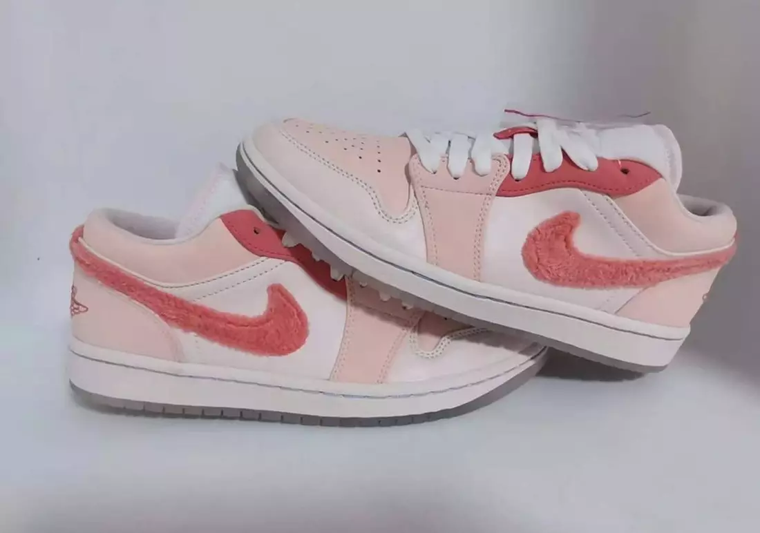 Útgáfudagur Air Jordan 1 Low Mighty Swooshes