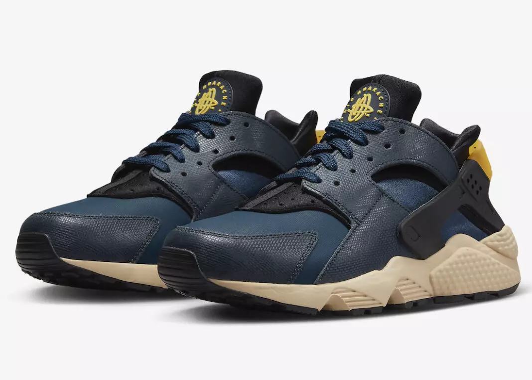 تاريخ إصدار Nike Air Huarache DZ4852-001