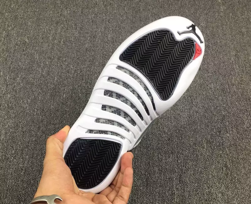 Air Jordan 12 Playoffs të ulëta 2017 Retro