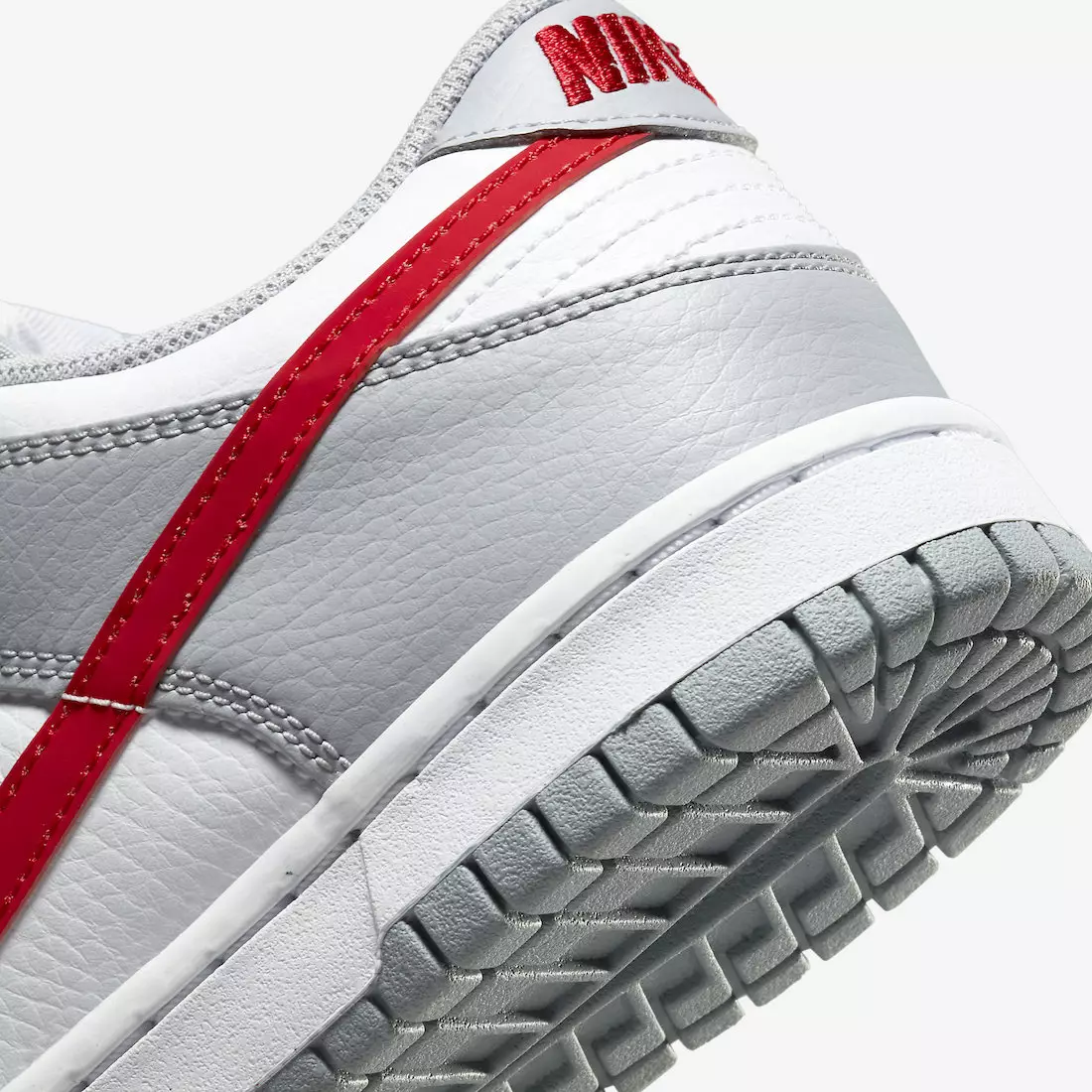 Nike Dunk Low GS Ақ сұр қызыл DV7149-001 Шығарылған күні