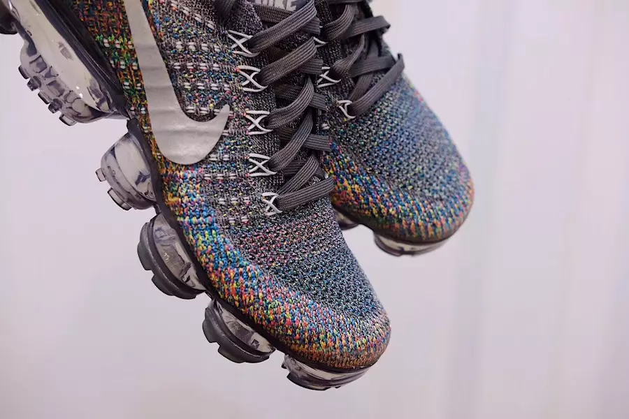 Nike VaporMax multicolor