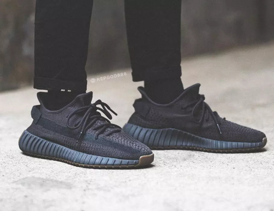 adidas Yeezy Boost 350 V2 Cinder FY2903 Data de llançament On-Feet