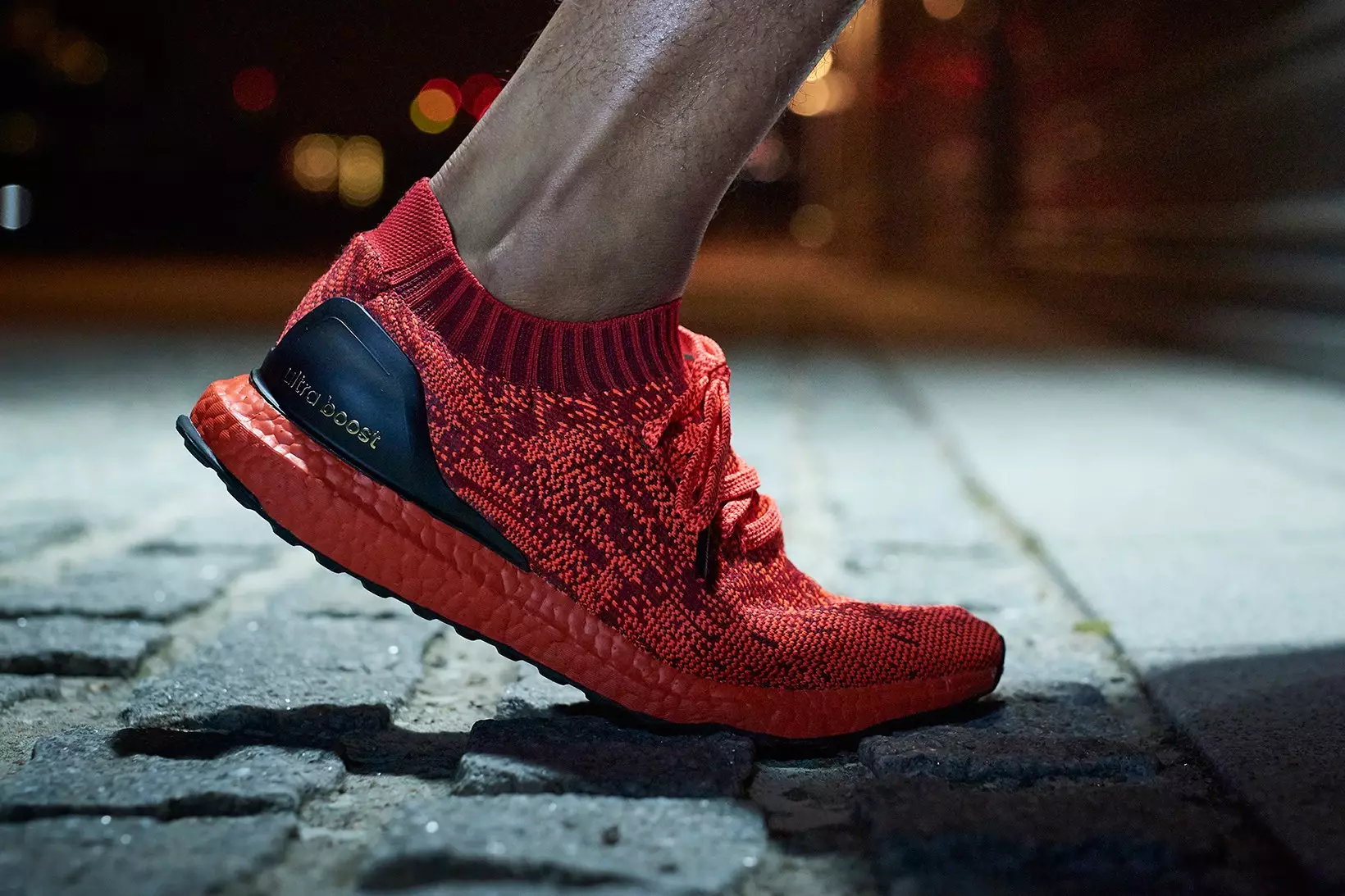 adidas Ultra Boost Uncaged litapakkinn