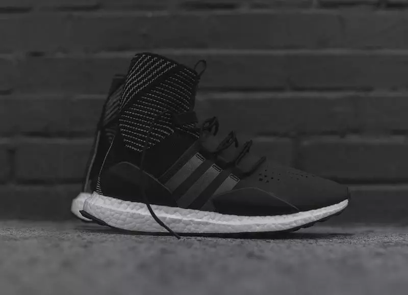 Y-3 Approccio sportivo a metà