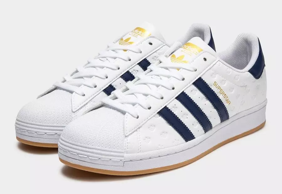 Data di rilascio dell'adidas Superstar FX4045 incisa