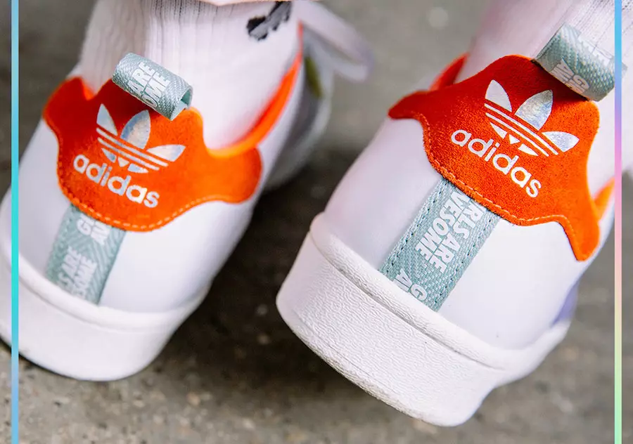 Dívky jsou úžasné Datum vydání adidas Superstar