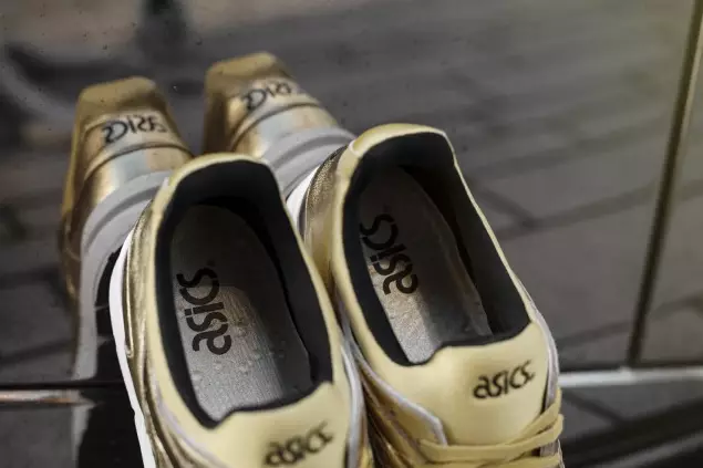 Confezione Champagne Metallico ASICS