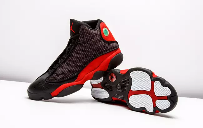 Air Jordan 13 გამოყვანილი