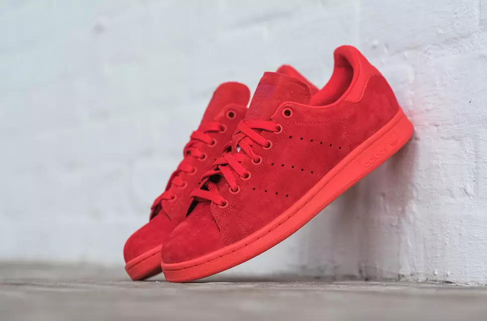 adidas Stan Smith “Powder Red”