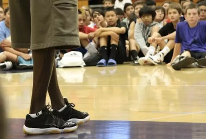 Air Jordan 11 Low Black Gum Sole