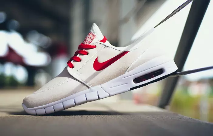 Nike SB Stefan Janoski Max Suede "University Red"