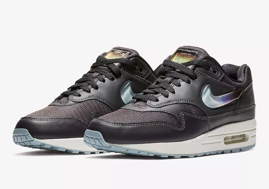 Nike Air Max 1 pievieno Jewel Swooshes un mēles