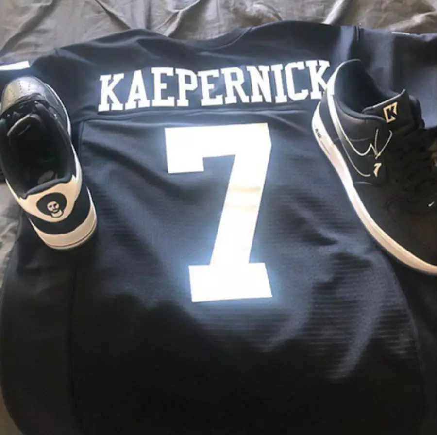 Colin Kaepernick Nike လေတပ် 1