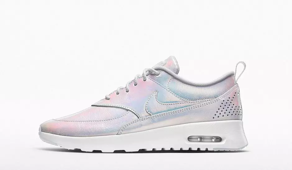 NIKEiD NSW vaivorykštė kolekcija