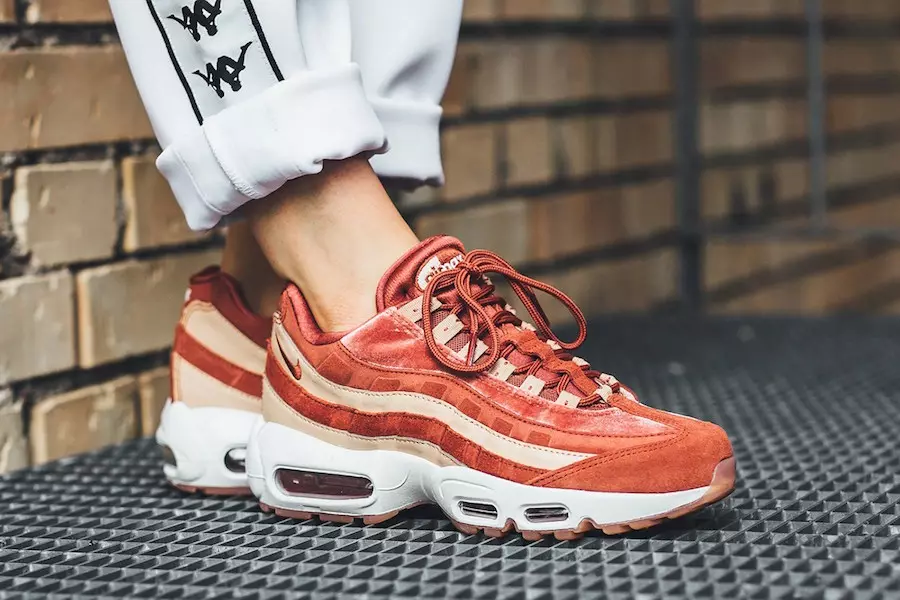 Nike WMNS Air Max 95 LX Màu hồng đào bụi