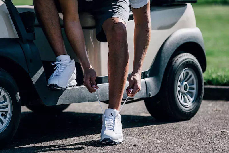 Air Jordan 13 Low Golf Branco Preto Data de Lançamento