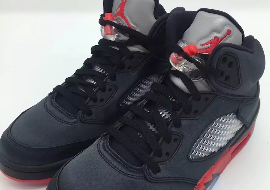 Air Jordan 5 Satin Bred Black University Црвениот Датум на издавање