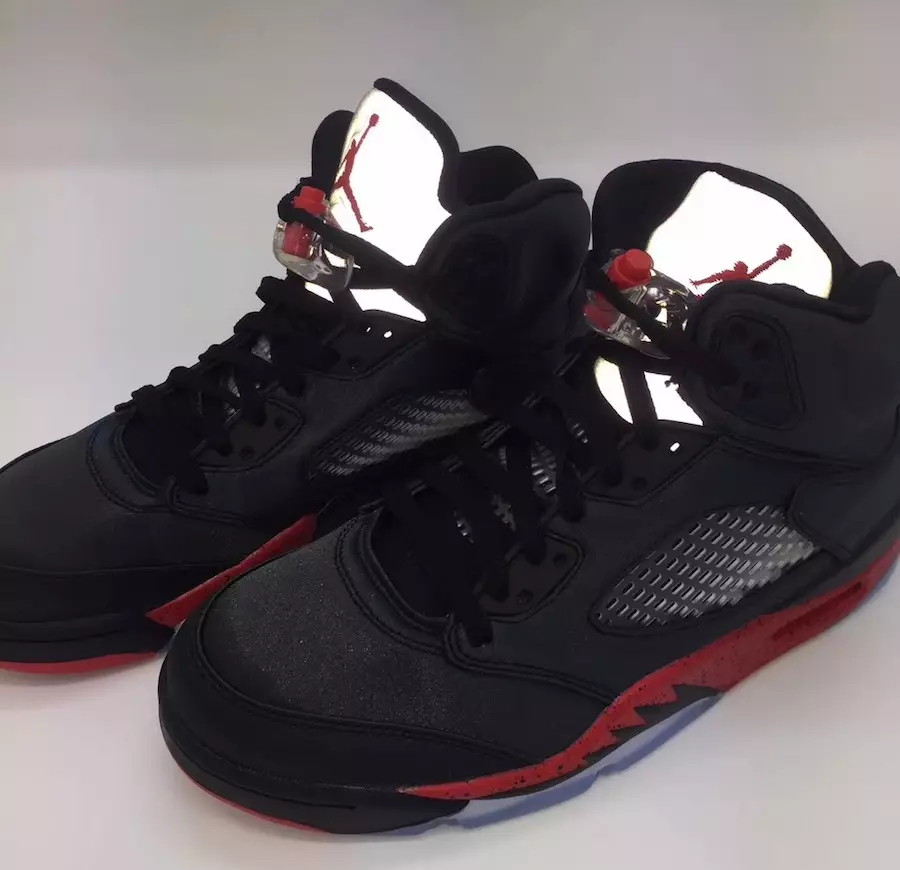 Data de llançament de les Air Jordan 5 Satin Bred Black University Red