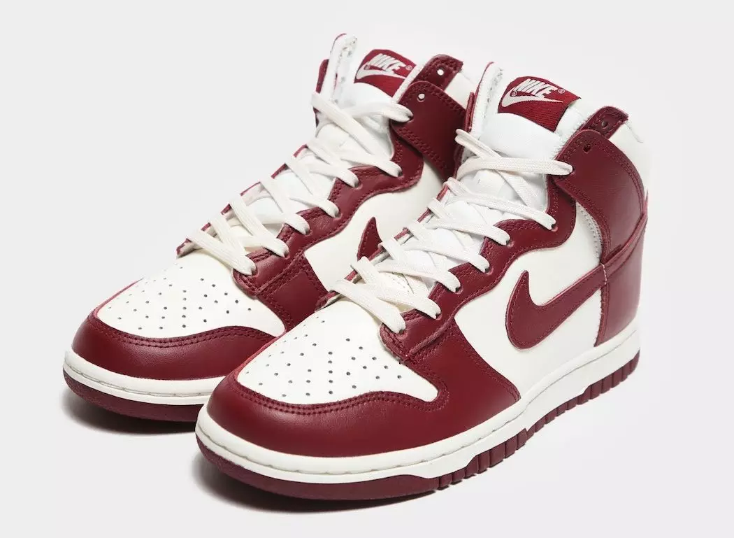 Foireann Dearg Nike Dunk DD1869-101