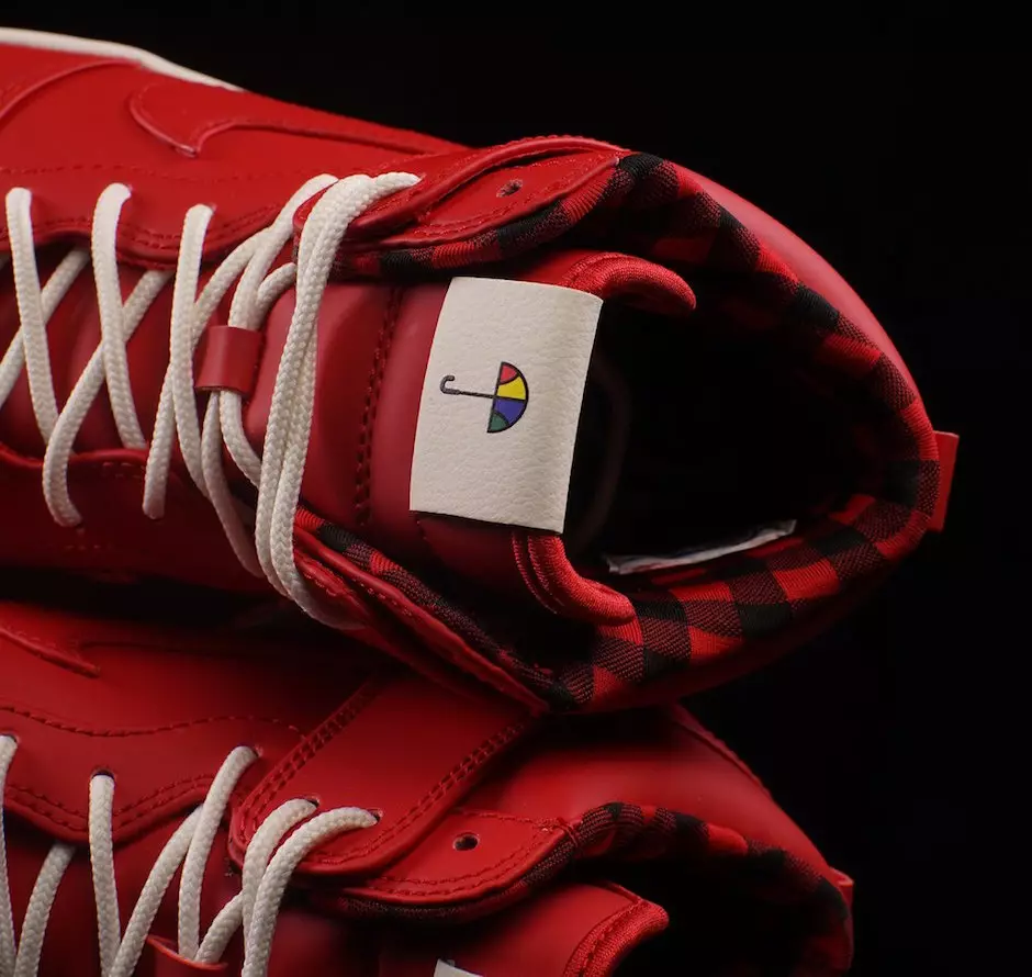 Nike Dunk Ultra Flannel Paraply Pack