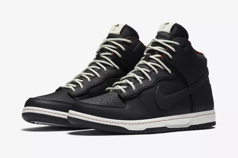 Nike Dunk High Ultra는 비를 대비합니다